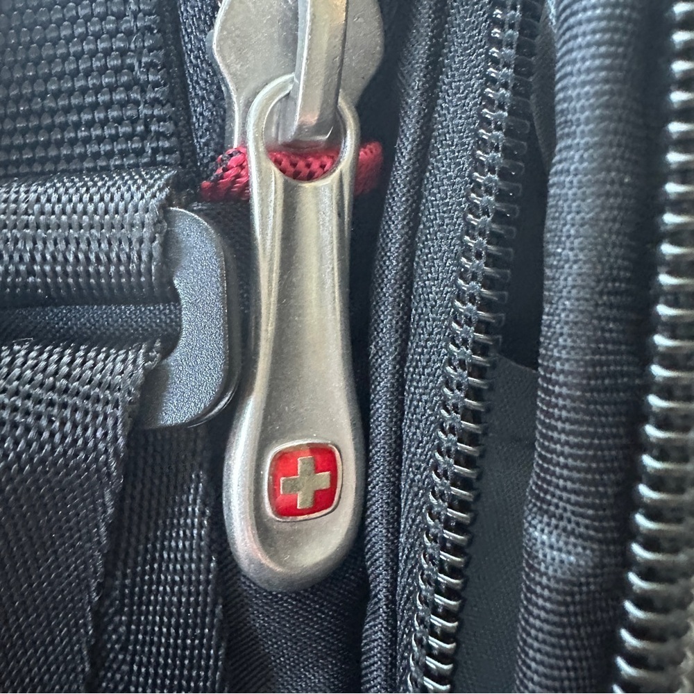 Swissgear Wenger Victorinox AG Laptop Bag Briefcase Shoulder Strap - Picture 10 of 10